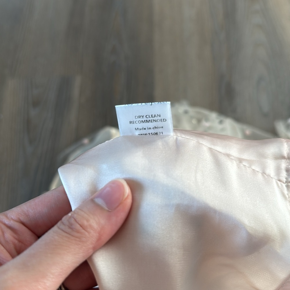 LIKE NEW LURELLY CIERRA TULLE DRESS - Picture 11 of 11